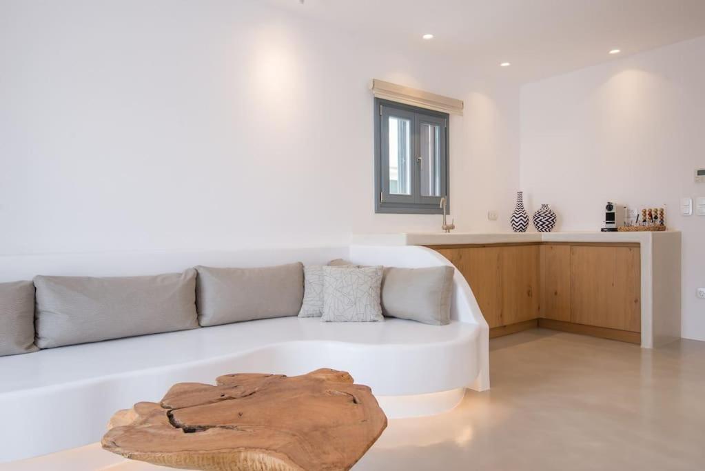 Aba Ηospitalite, The Deluxe Suite, Naousa Eksteriør billede